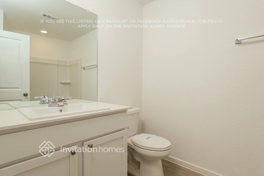 Building Photo - 3406 Rodgers Hl