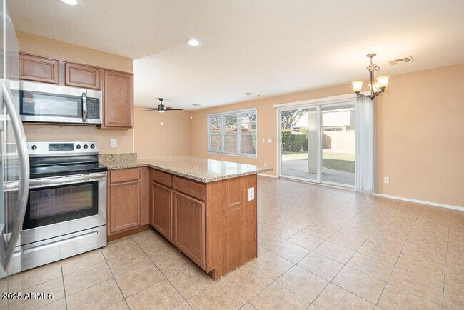 Building Photo - 18272 W Bridger St