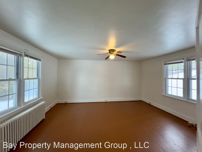 Building Photo - 3 br, 1 bath House - 204 Dairy Rd.