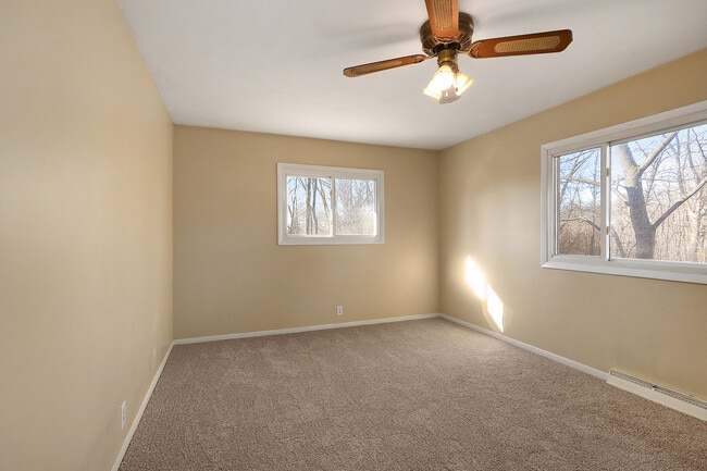 Building Photo - 1320 54th St SE