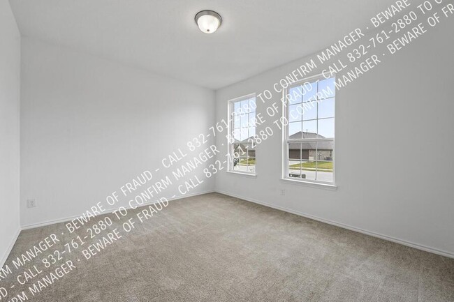 Building Photo - 1008 Marigold St