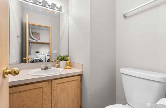 Building Photo - 3615 Auburn Way S