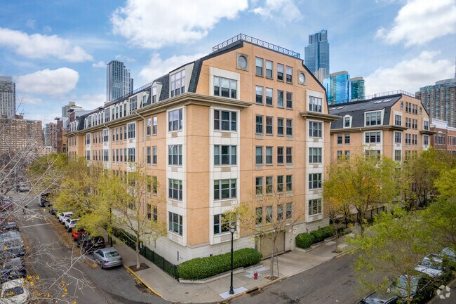 Building Photo - Fulton's Landing