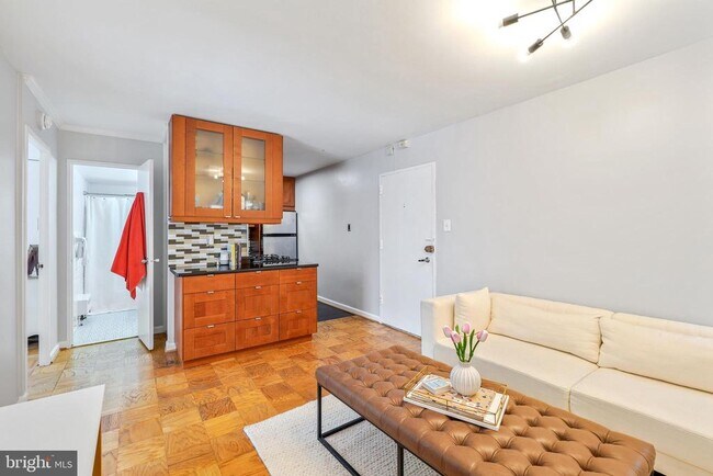 Building Photo - 1545 18th St NW