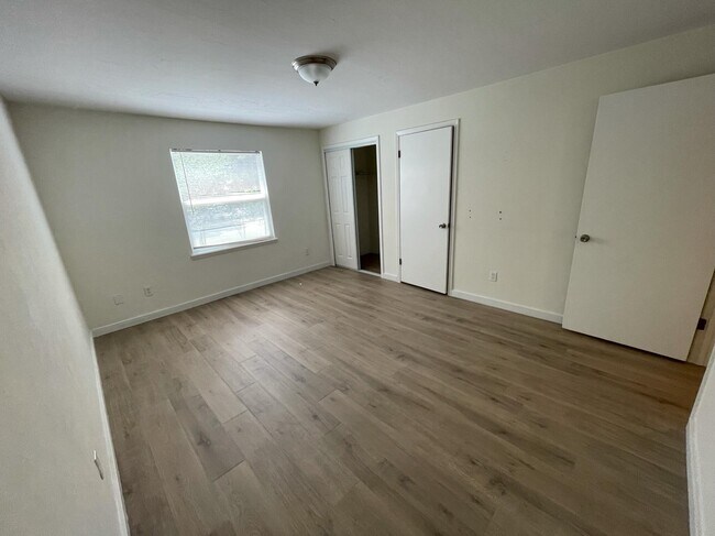 Building Photo - 1231 SW 61st Terrace