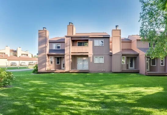 Building Photo - 10270 Jamestown Dr