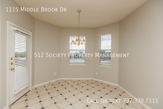 Building Photo - 1115 Middle Brook Dr