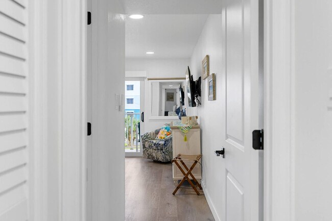 Building Photo - 274 Barlow Ave