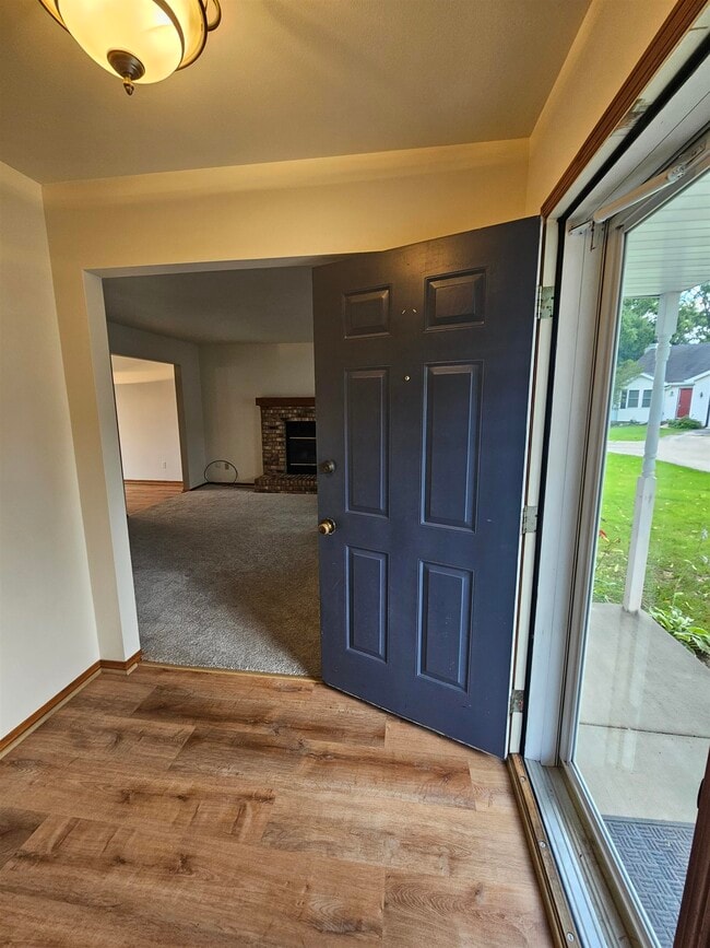 Building Photo - 7305 W Valley Ridge Dr