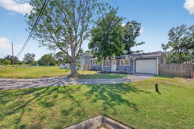 Building Photo - Fully Remodeled 3BR Home with Large Fenced Yard & New Deck