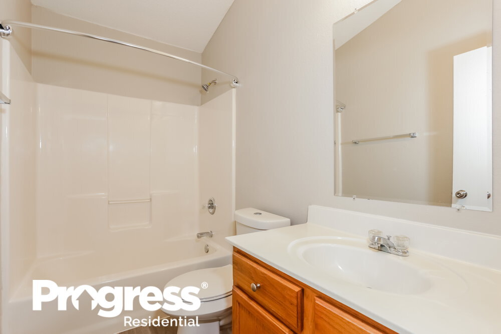 Building Photo - 7334 Tree Ridge Ct