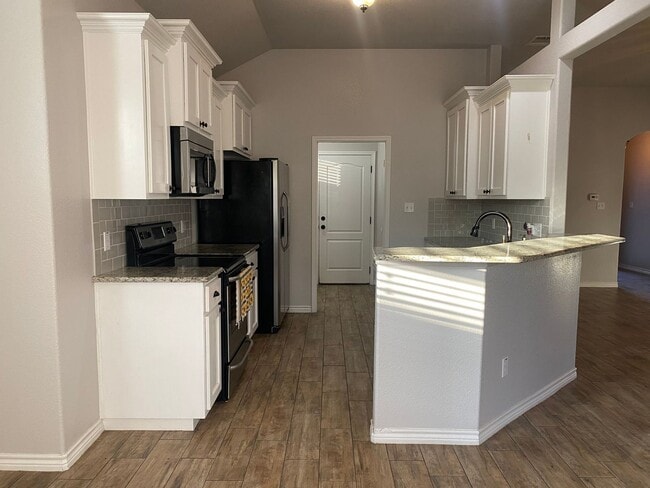 Building Photo - 3 BEDROOM, COMMUNITY POOL, BELTON ISD