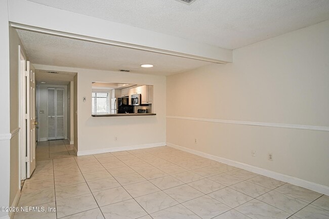 Building Photo - 159 Cranes Lake Dr