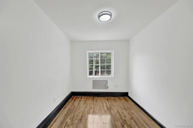 Building Photo - 1604 Brooklyn Ave