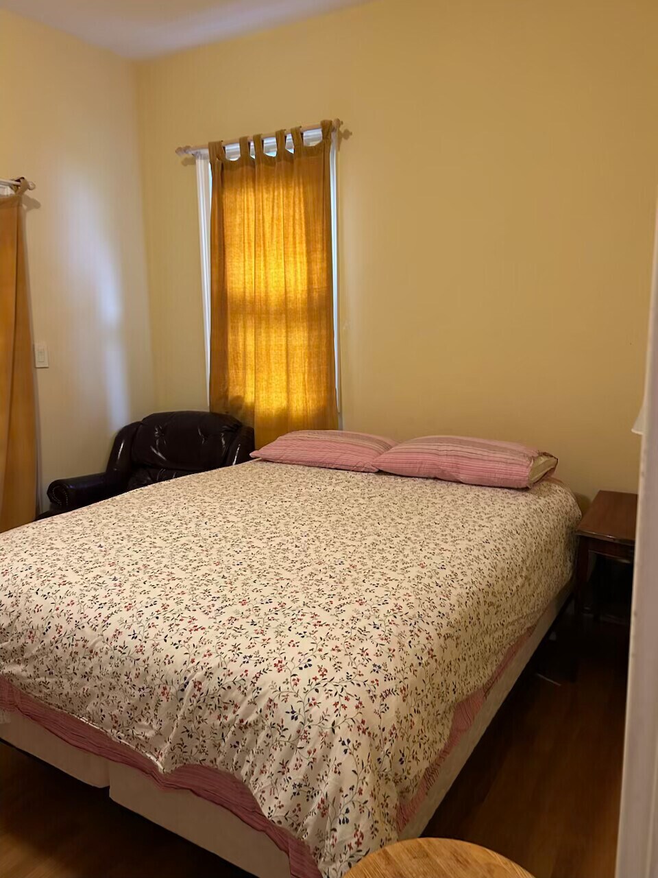 Building Photo - 74 Georgia St