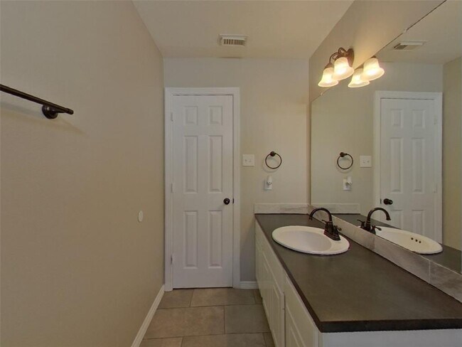Building Photo - 10015 Sweet Nectar Ln