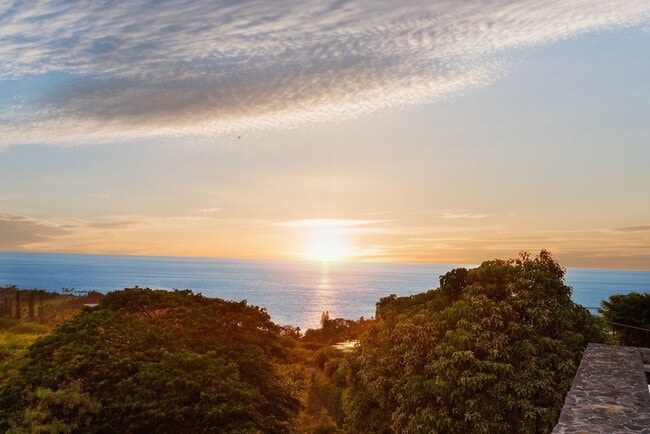 Building Photo - Stunning New Custom Home in Bayview Estates – Your Slice of Paradise