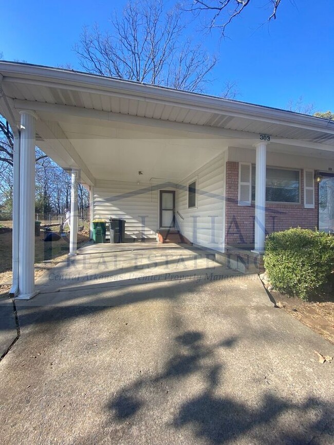 Building Photo - Sherwood 3 Bedroom Home