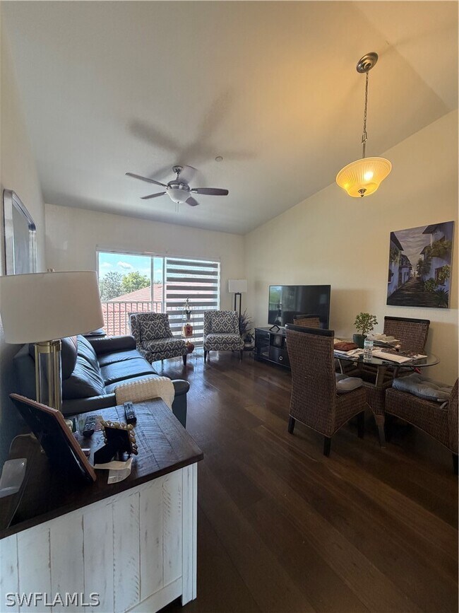 Building Photo - 8214 Key Royal Cir