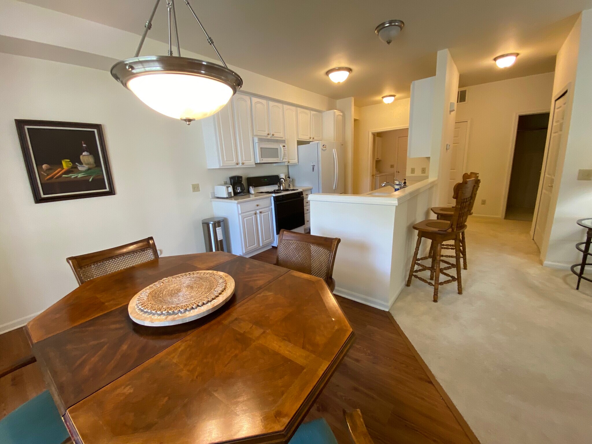 Building Photo - 1075 Alameda Blvd