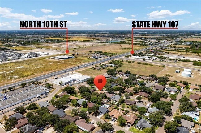 Building Photo - 18 Santa Fe St