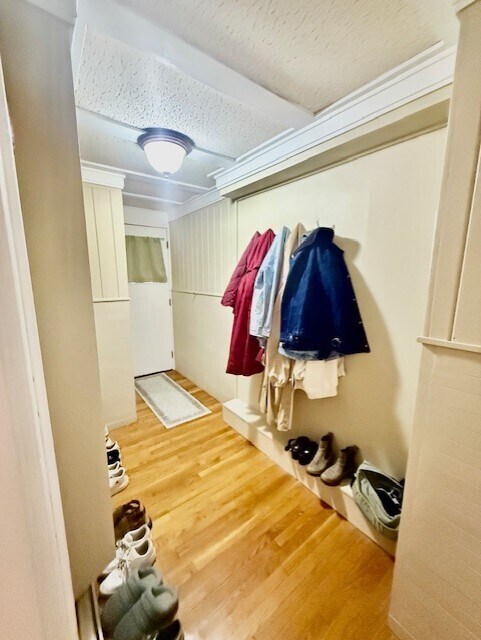 Building Photo - 361 Beacon St