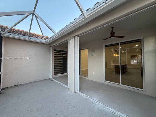 Building Photo - 755 Falling Water Rd