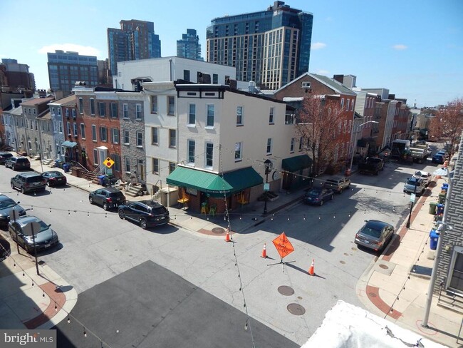 Building Photo - 241 S Exeter St