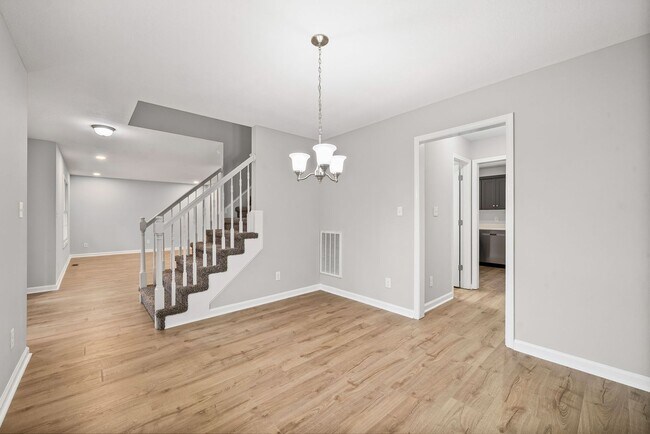 Building Photo - Spacious 3 bedroom 2 1/2 bath home for rent!