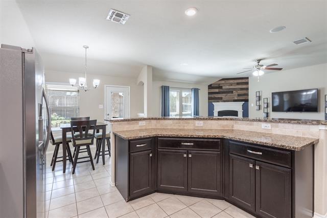 Building Photo - 912 Lake Cypress Ln