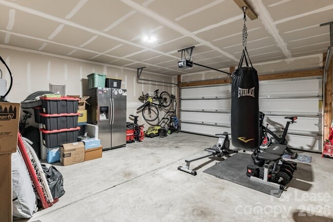 Building Photo - 5826 Castlecove Rd