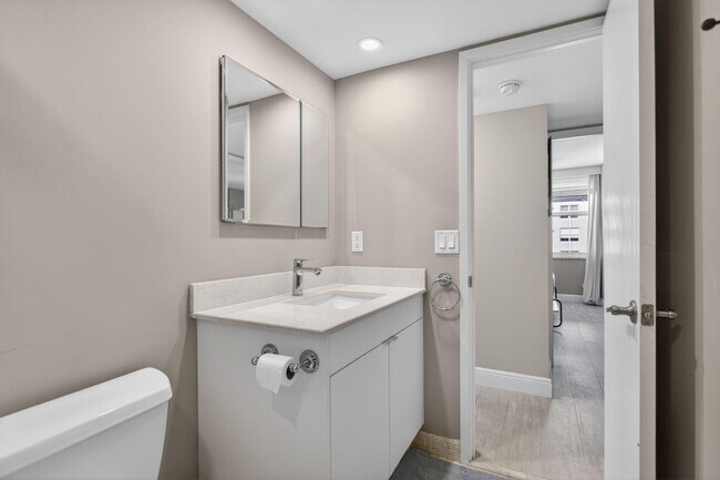 Building Photo - 111 Briny Ave