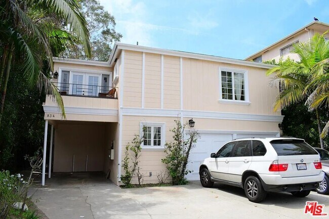 Building Photo - 834 Lincoln Blvd
