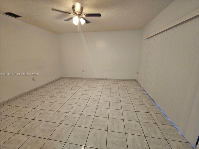 Building Photo - 510 NW 109th Ave