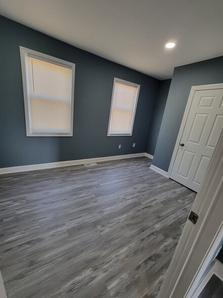 Building Photo - 3808 Pennington Ave