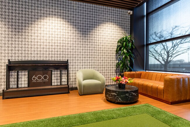 Building Photo - 600 N Lake Shore Dr