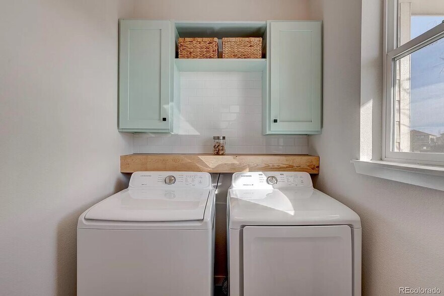 Laundry Room - 15702 E Broncos Pl
