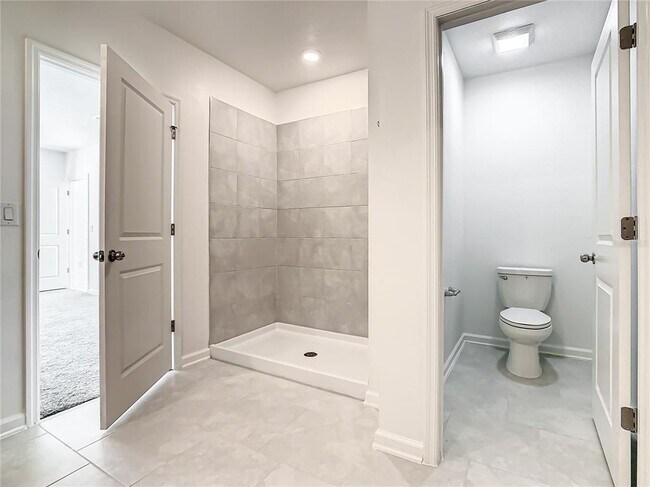 Building Photo - 2330 Burney Fls Ln