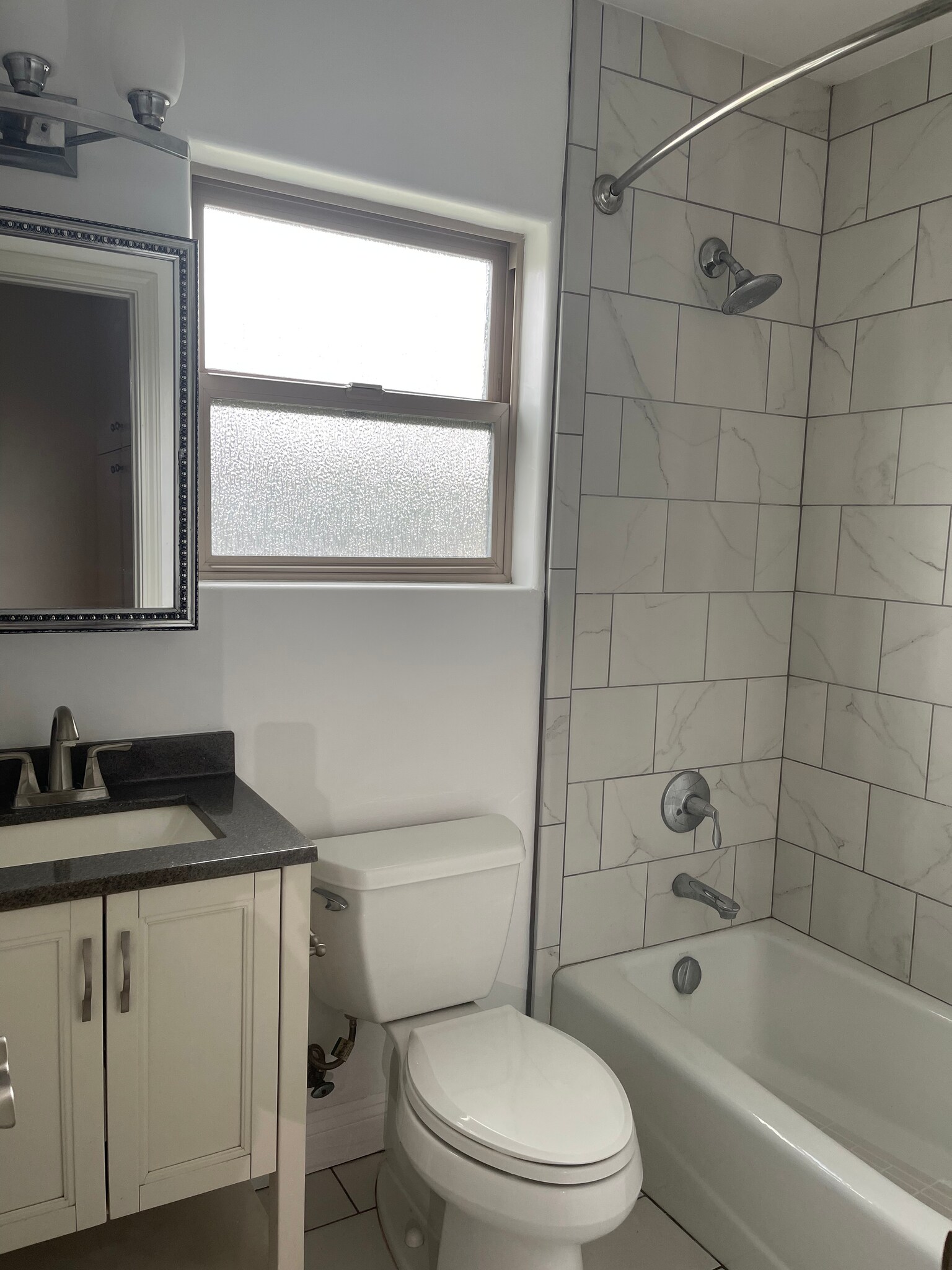 Building Photo - 5255 Via Campo St