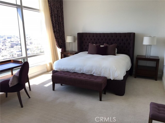 Building Photo - 900 W Olympic Blvd