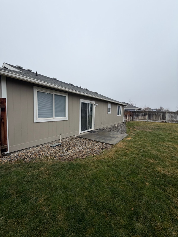 Building Photo - 223 Ivy St SE