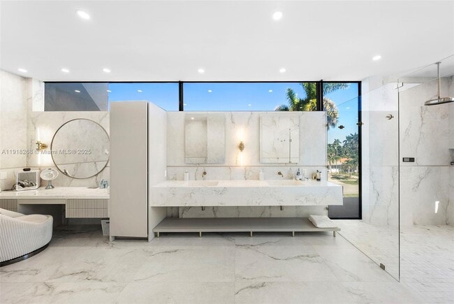 Building Photo - 1102 Washington St