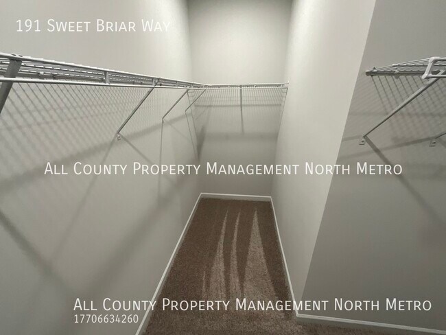 Building Photo - 191 Sweet Briar