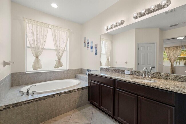Building Photo - 8709 Deep Maple Dr