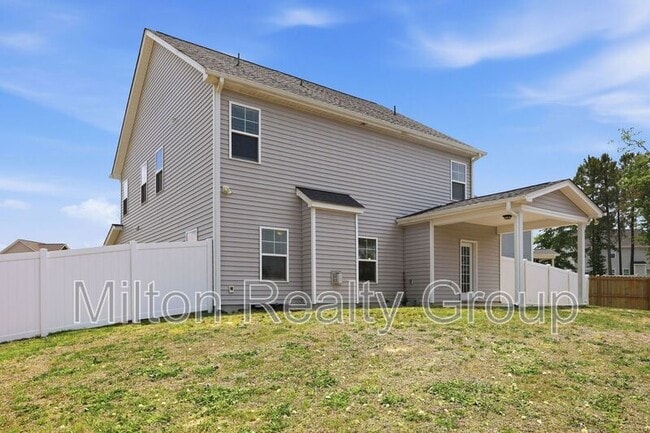 Building Photo - 47 Hemming Ct