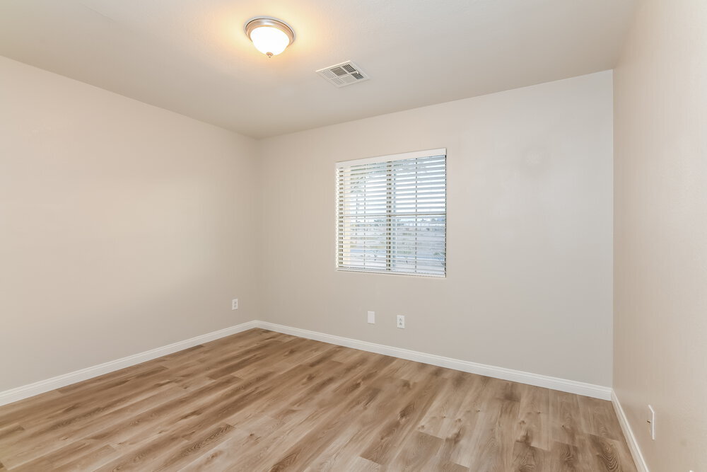 Building Photo - 328 Sweet Sugar Pine Dr