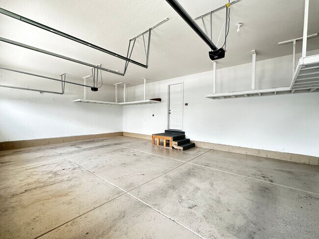 Building Photo - Amazing Home Available in the Heart of Highland UT!