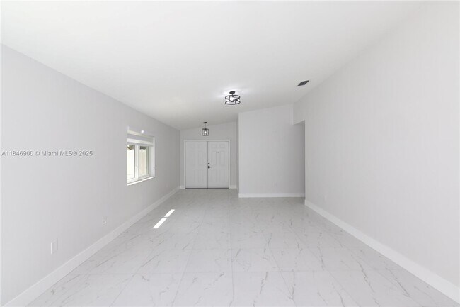 Building Photo - 14947 SW 36th Terrace