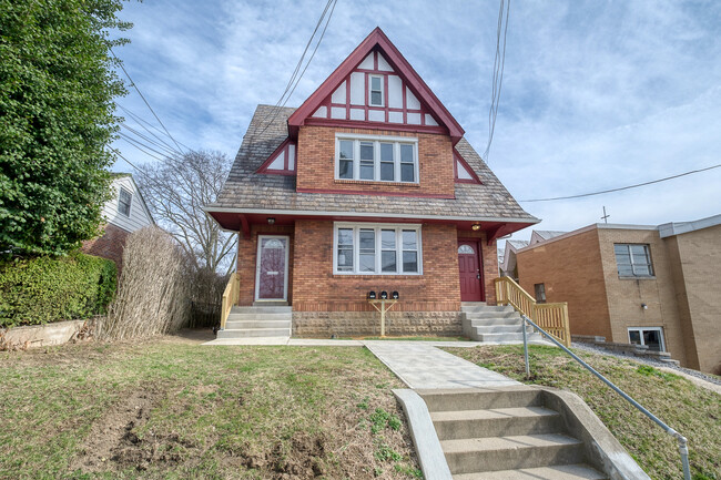 Entrance is front door on the right - 1869 Perrott Ave