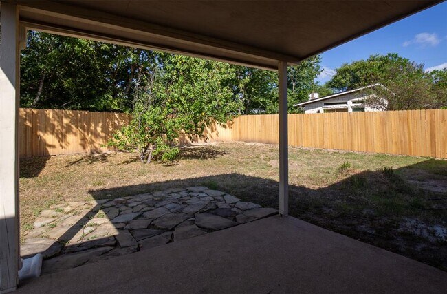 Building Photo - 3205 Susquehanna Ln
